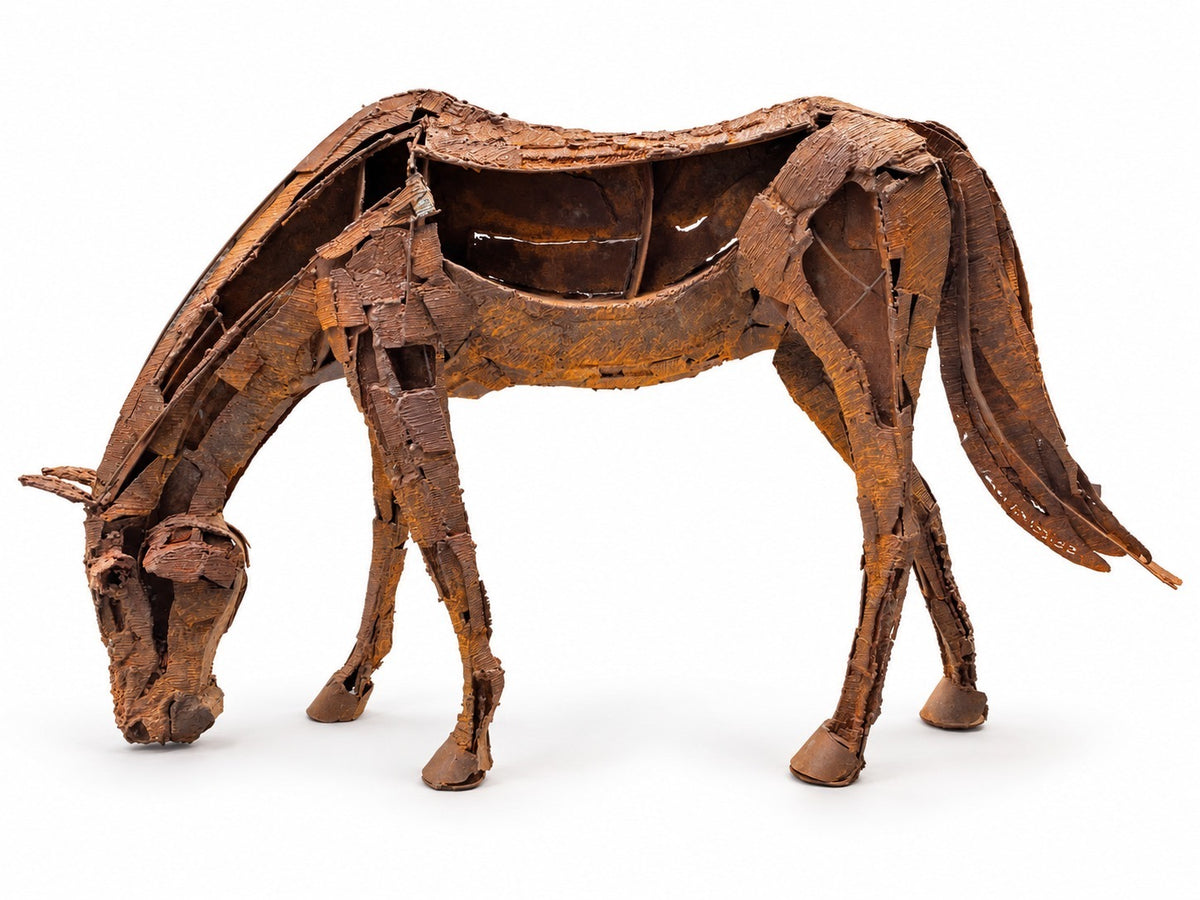 Caballo pastando II