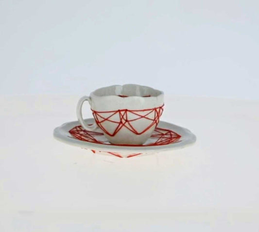 Taza de porcelana bordada III